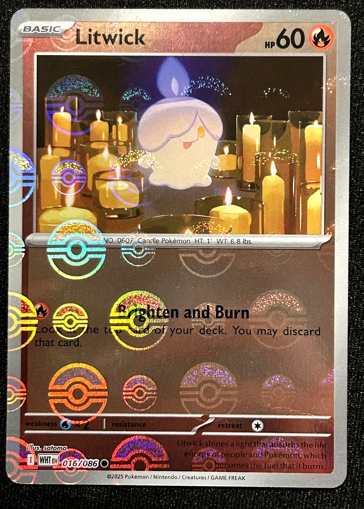 Litwick 016 Poké Ball Pattern White Flare front